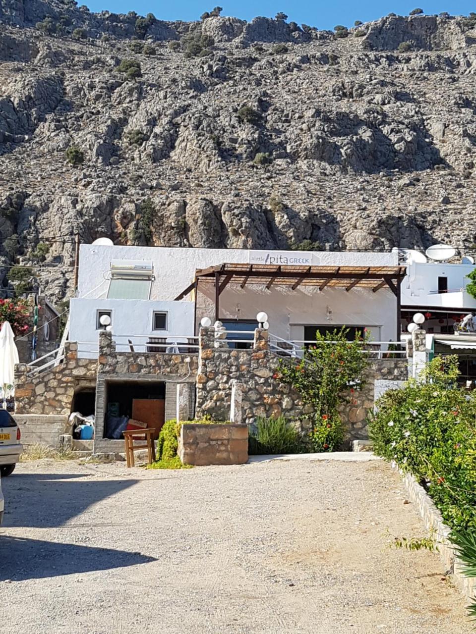 Pals Studios Pefki Exterior foto